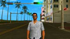 Томми в новой рубашке и солнцезащитных очках для GTA Vice City
